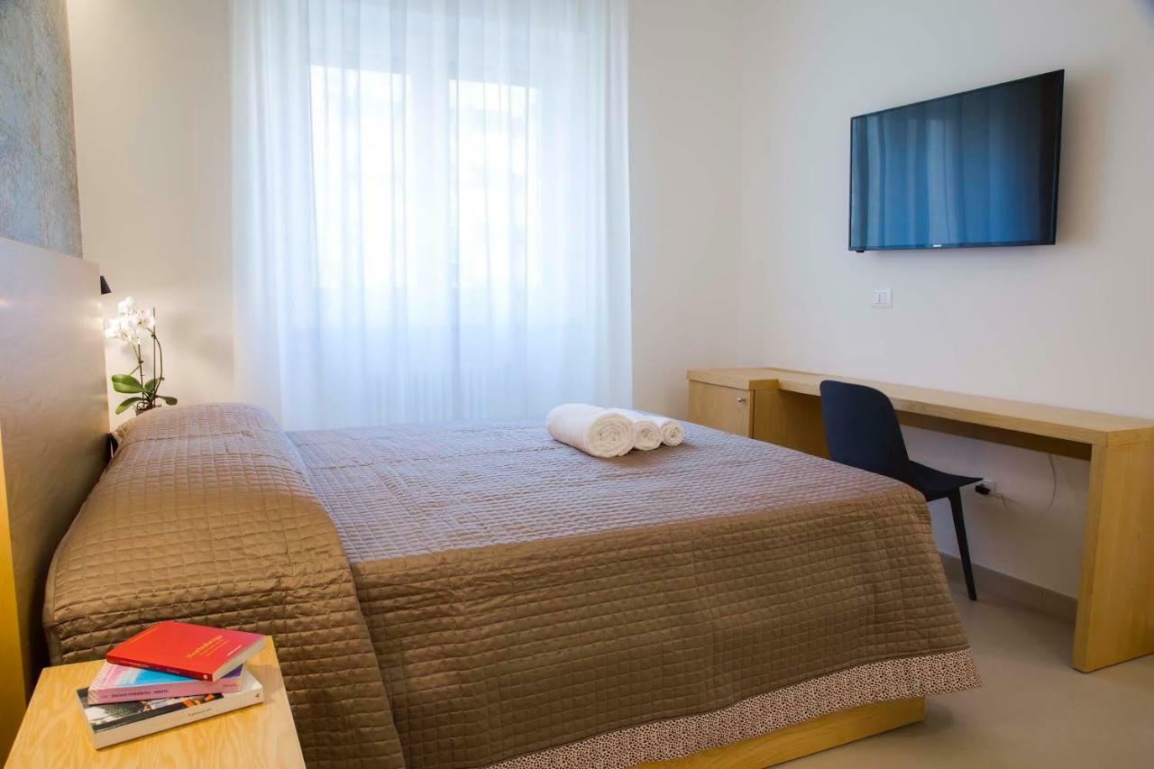 Tuile 34 Bed & Breakfast Лече Екстериор снимка